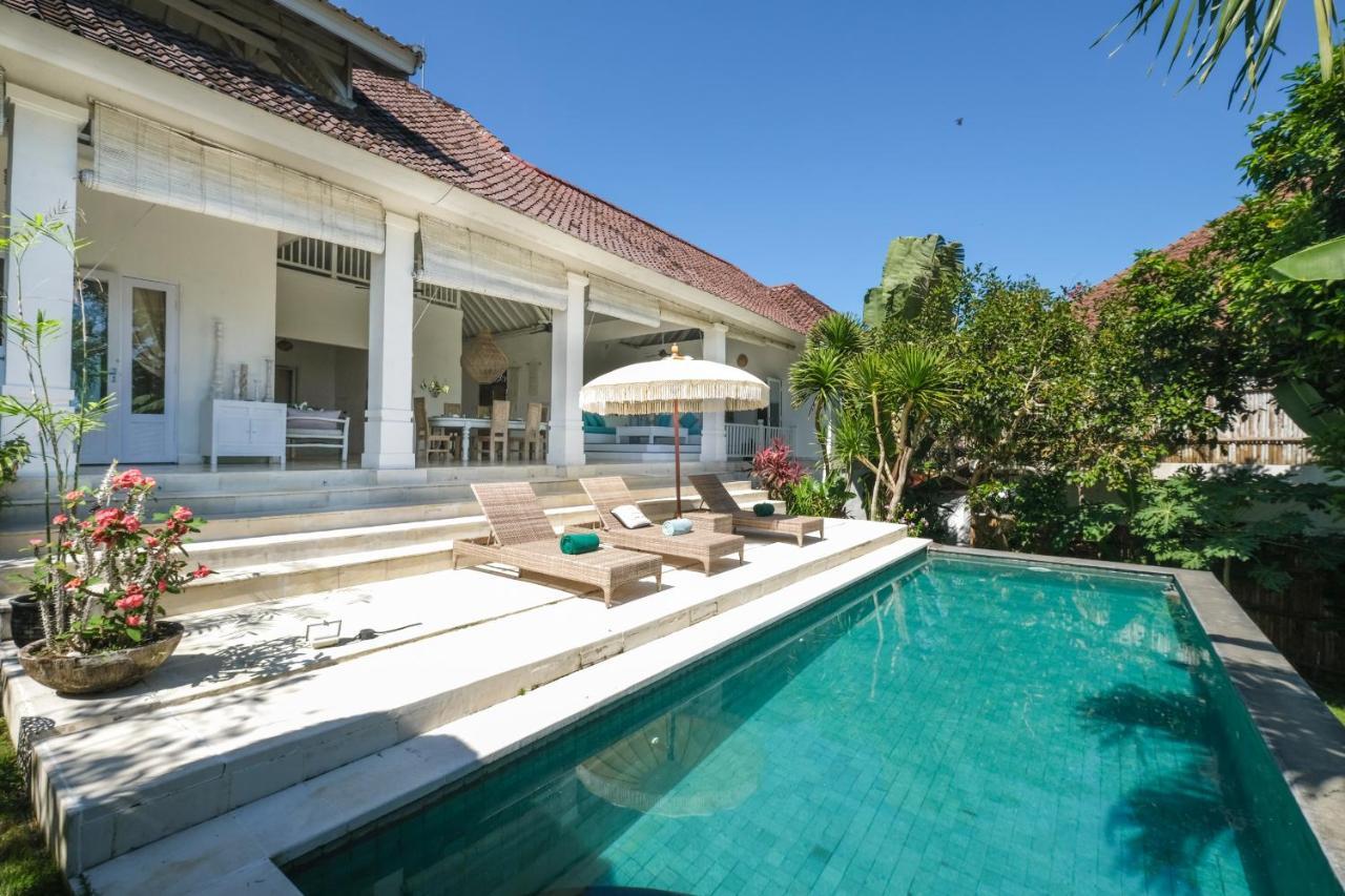 Villa Hally Bali Ungasan (Bali) Exterior photo