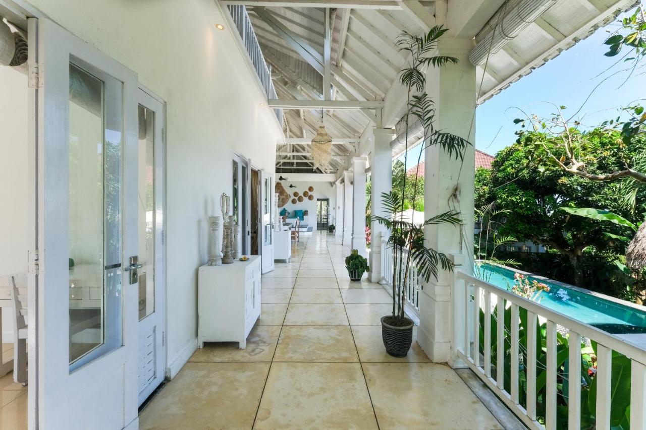 Villa Hally Bali Ungasan (Bali) Exterior photo